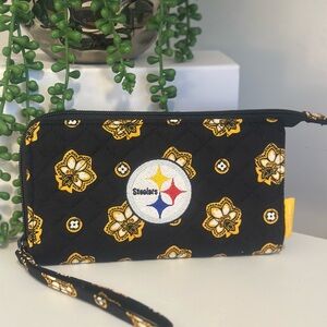 Vera Bradley Cotton Nfl Front Zip Wristlet